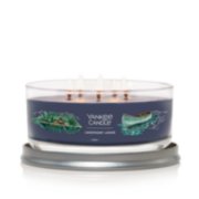 lakefront lodge signature five wick candle image number 2
