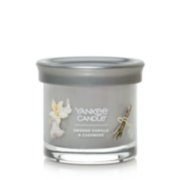 smoked vanilla and cashmere signature candle with lid image number 1