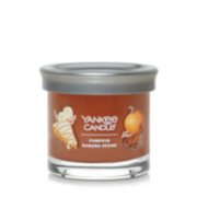 pumpkin banana scone small signature candle with lid