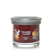 holiday zest small signature candle with lid image number 1