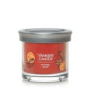 kitchen spice signature small tumbler candle image number 1