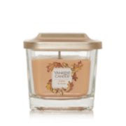 amber and acorn small square candle image number 0