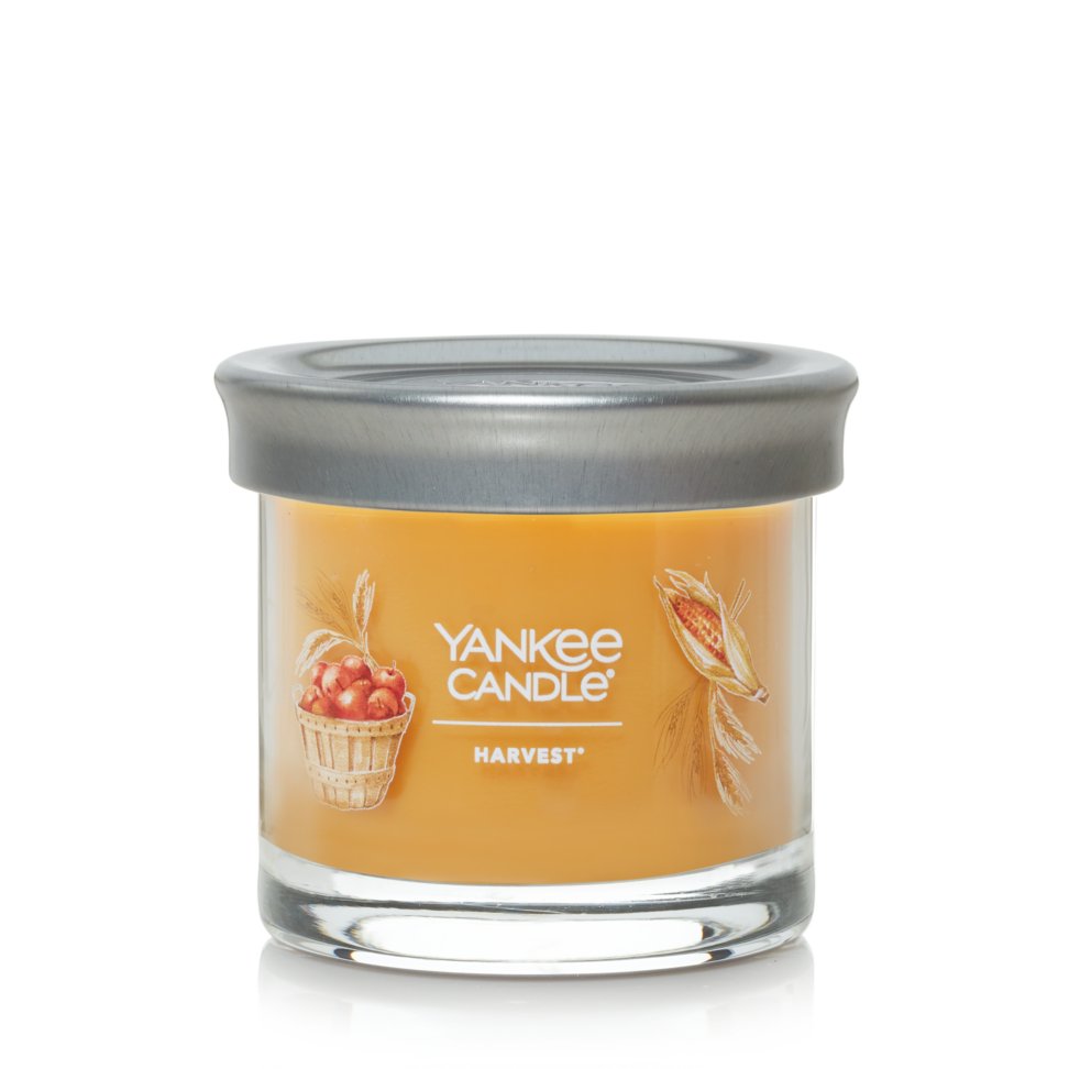 harvest signature candle with lid