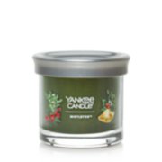 mistletoe signature small tumbler candle with lid image number 1