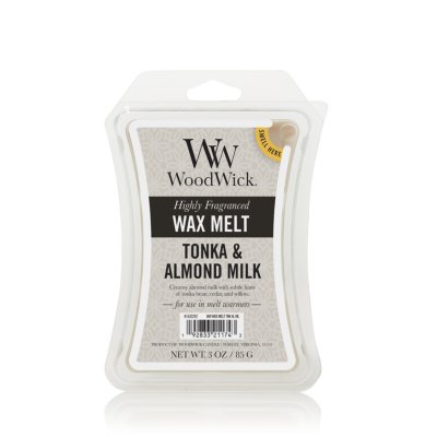 Tonka & Almond Milk