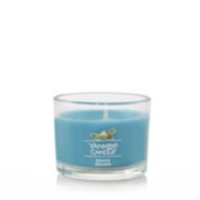 beach escape yankee candle mini image number 1
