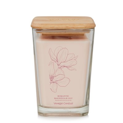 Romantic Magnolia & Lily