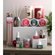magical christmas morning candle collection image number 1