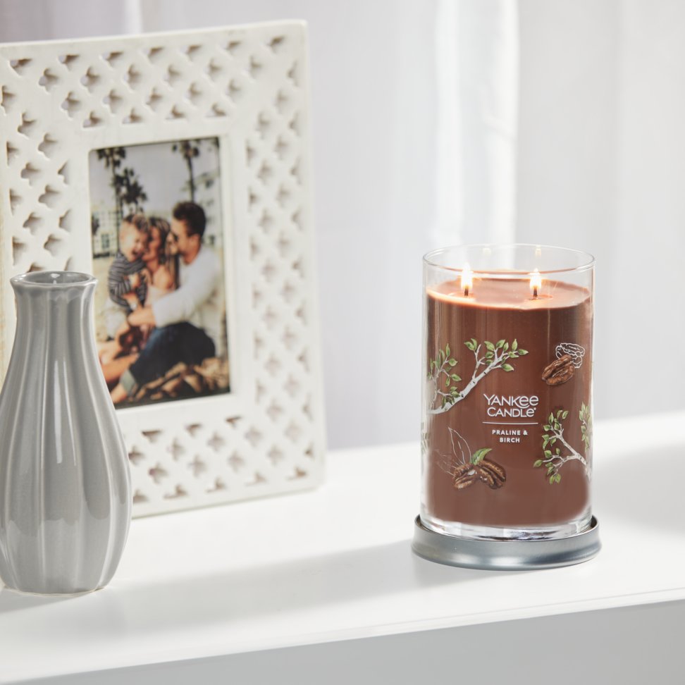 praline and birch signature large tumbler candle on table