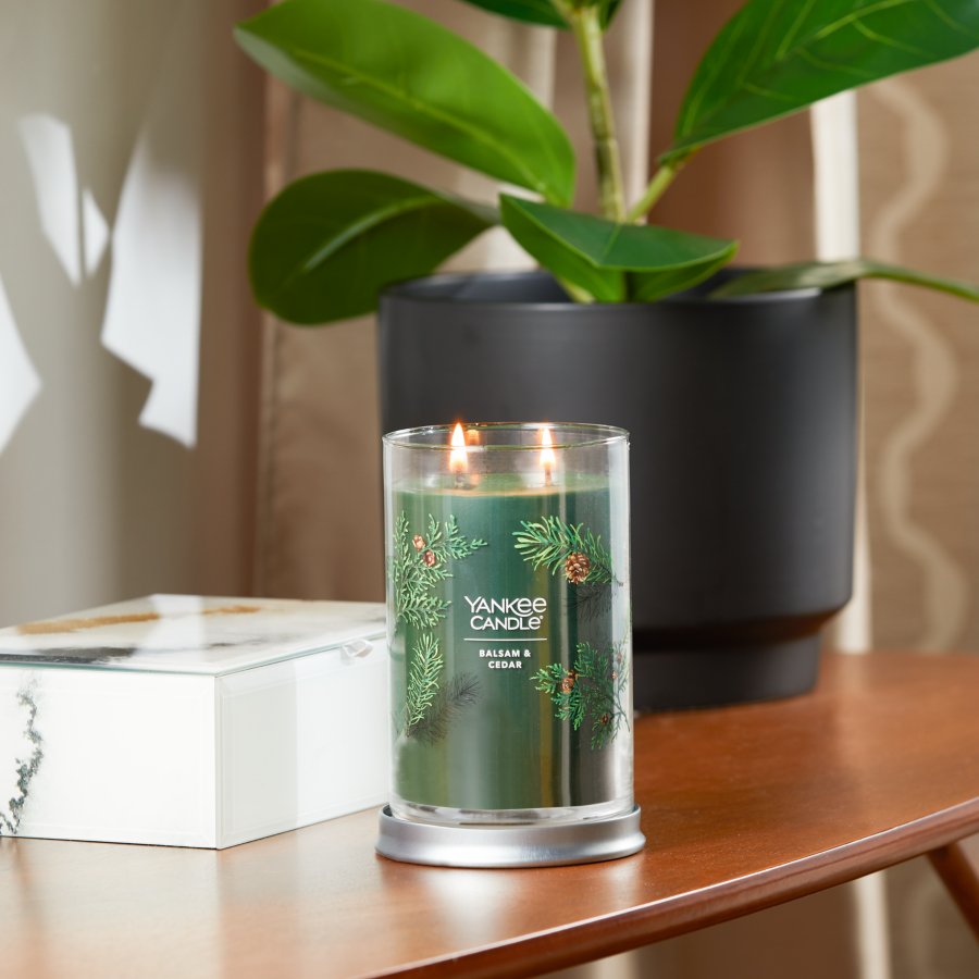 balsam and cedar signature large tumbler candle on side table