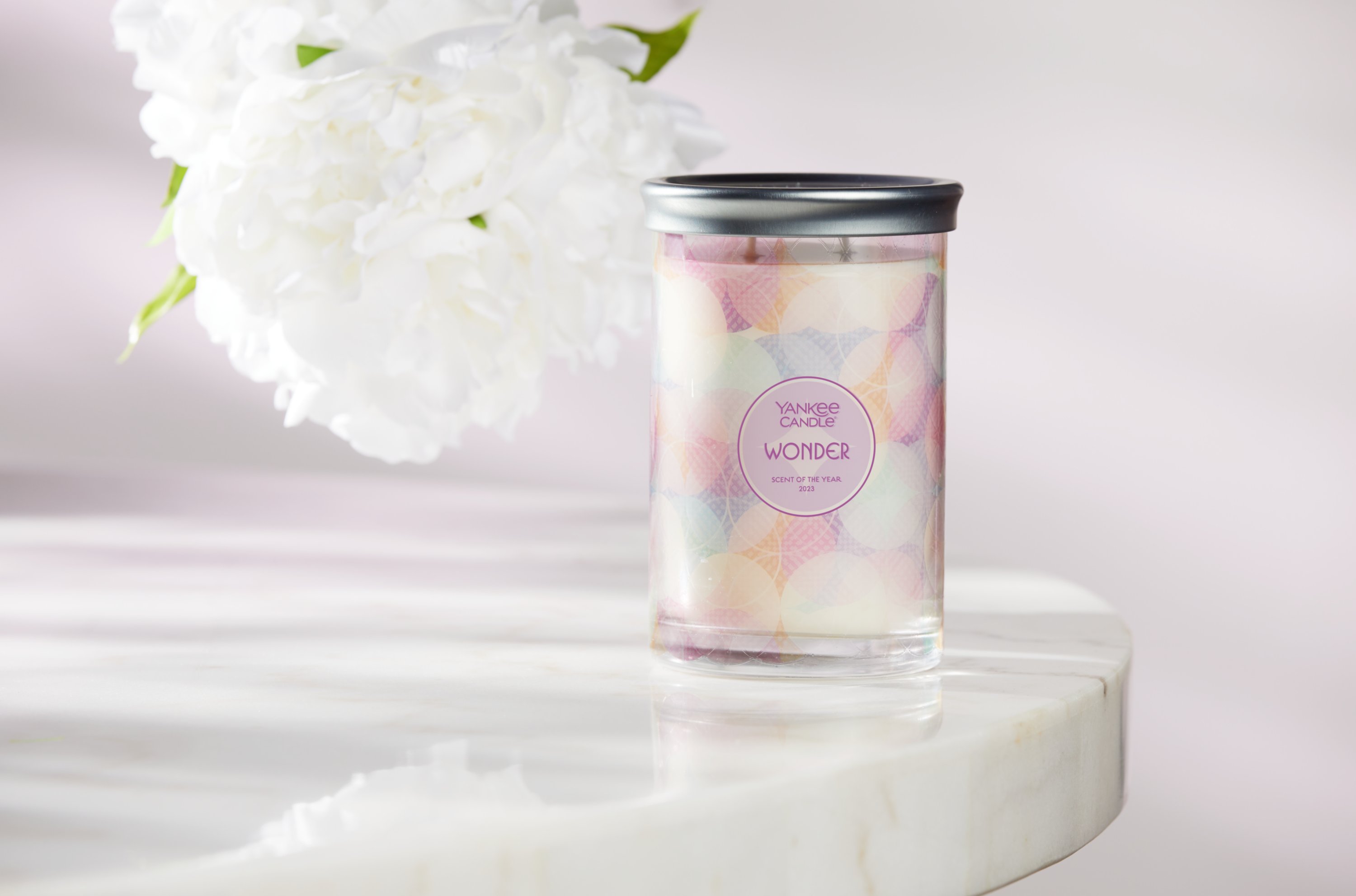 Wonder - 2023 Scent of the Year Signature Large Tumbler Candle - Signature  Large Tumbler Candles