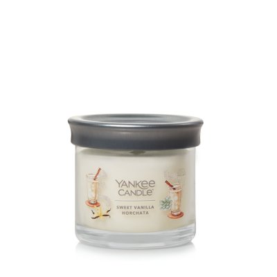 Signature Candles | Luxury, Customized | Yankee Candle