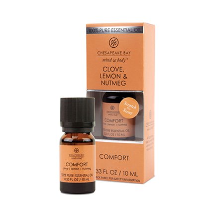 100 percent pure essential oil in clove, lemon and nutmeg scent